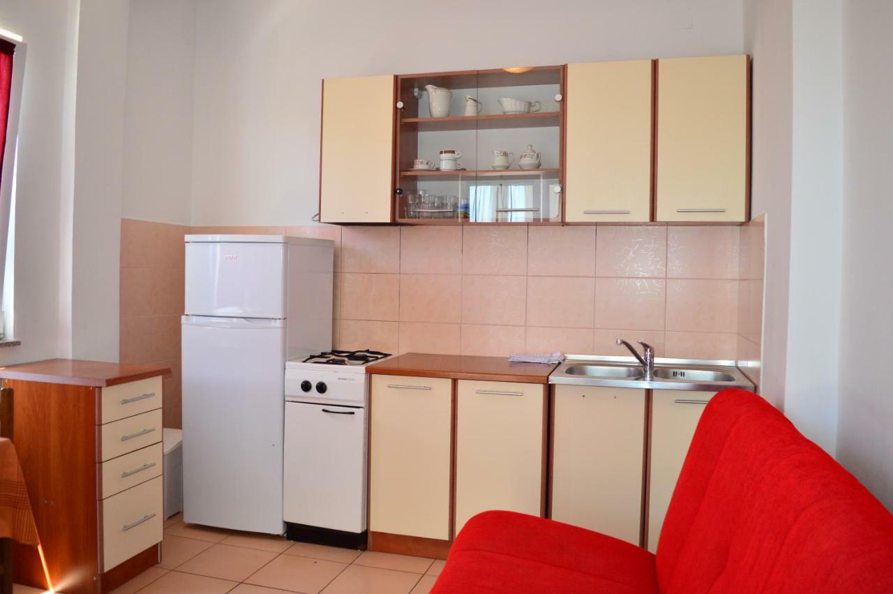 Apartmani Macak II Novalja Buitenkant foto