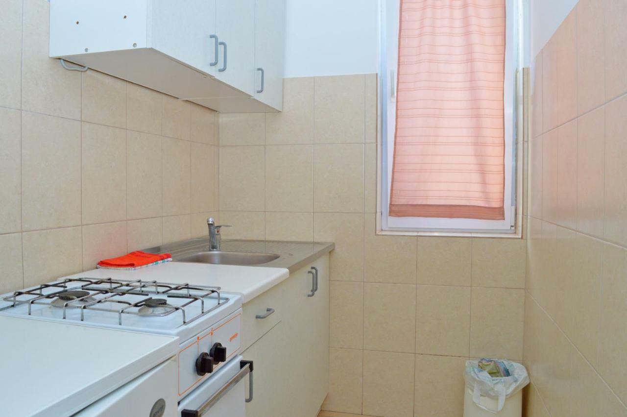 Apartmani Macak II Novalja Buitenkant foto