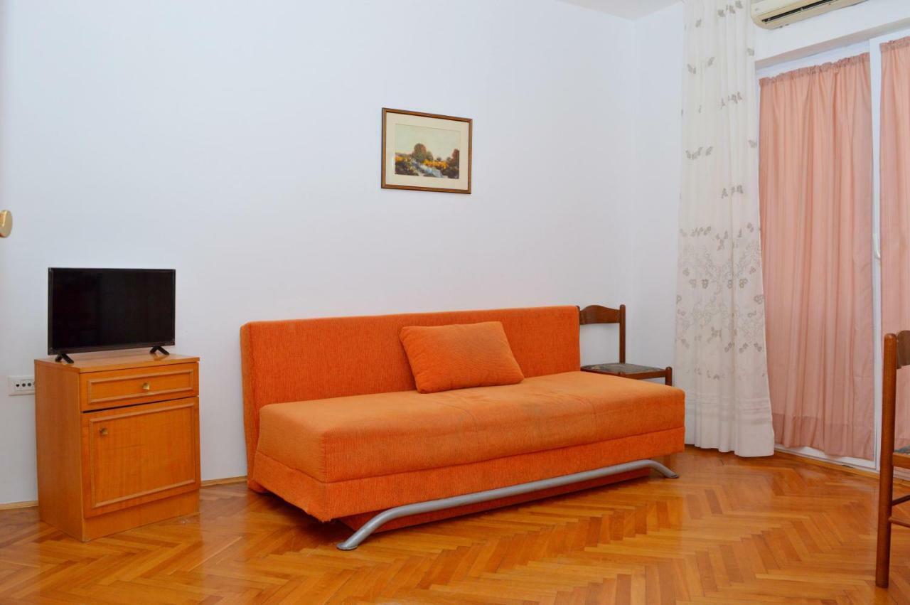 Apartmani Macak II Novalja Buitenkant foto